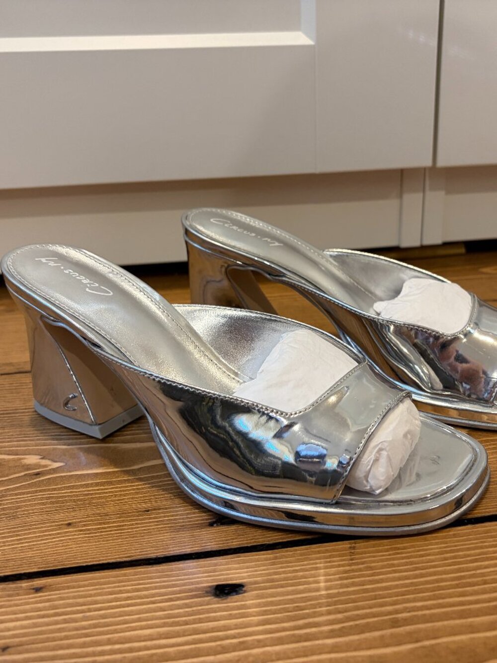 Circus NY By Sam Edelman Hadie Silver Metal Slip On Pump Heeled Sandals Size 7.5